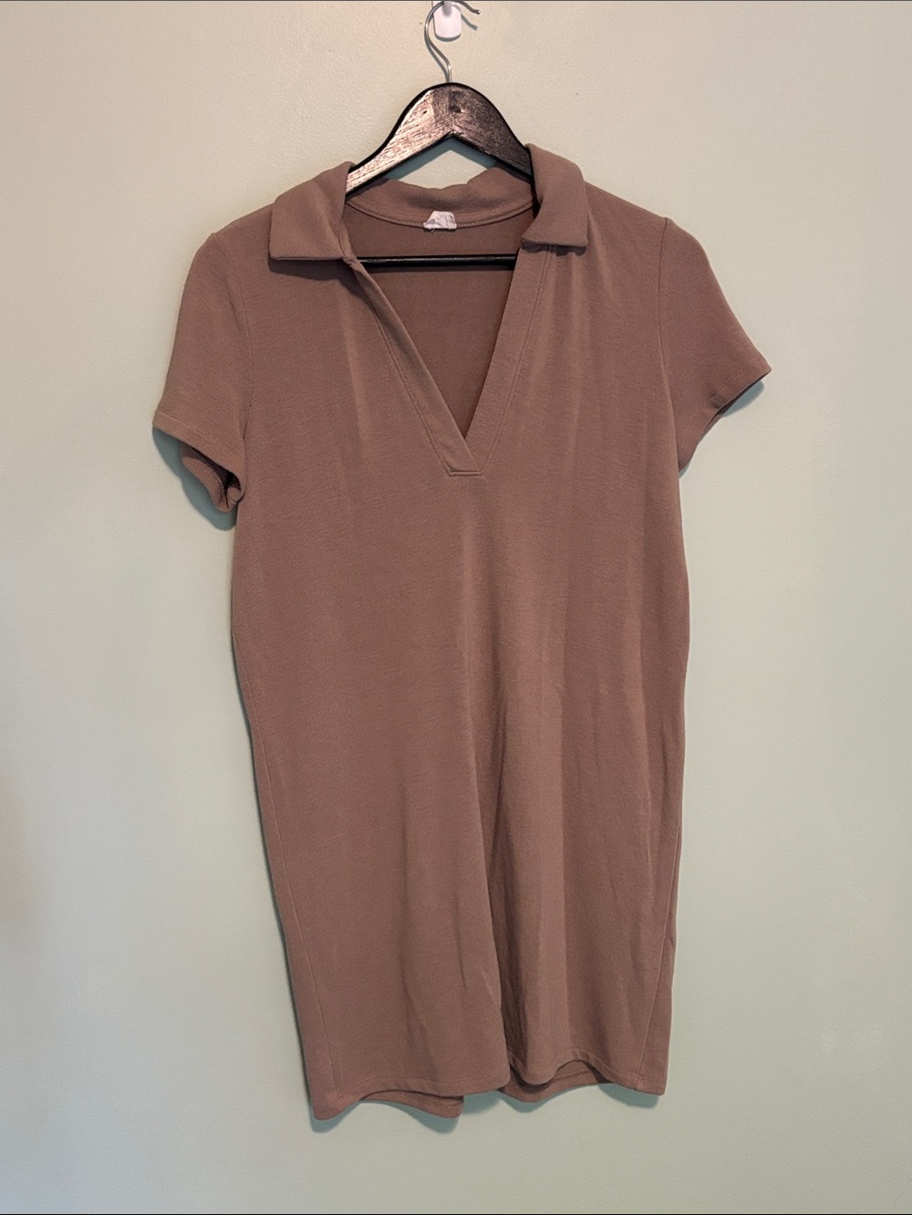 Aritzia Wilfred Free Taupe Short Collar V-Neck Polo Dress (Size S)